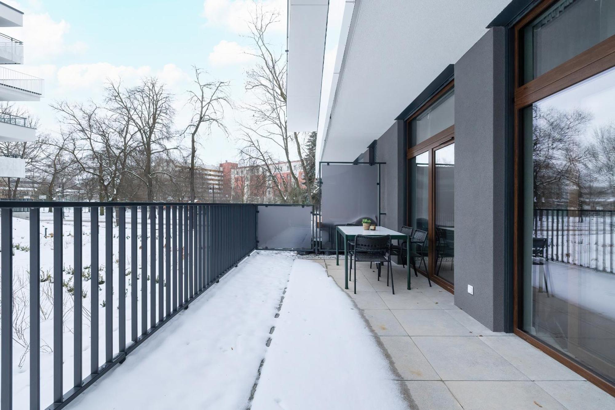 Luxury Apartment Near The City Center Of Cracow By Renters Prestige Красков Екстериор снимка